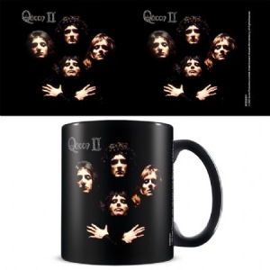 Queen - Queen (Queen II) Black Mug i gruppen VI TIPSAR / Tips Merch hos Bengans Skivbutik AB (4063701)