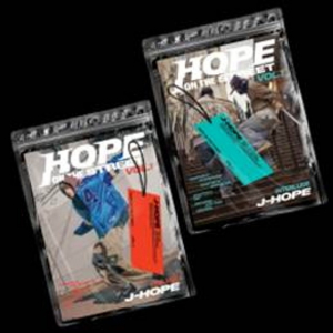 J-hope - Hope on the streets 1 (Random Ver.) i gruppen VI TIPSAR / Fredagsreleaser / Fredag den 5:e April 2024 hos Bengans Skivbutik AB (5520264)