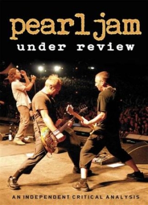 Pearl Jam - Under Review Dvd Documentary i gruppen Minishops / Pearl Jam hos Bengans Skivbutik AB (889369)