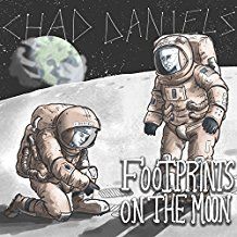 Chad Daniels - Footprints On The Moon i gruppen CD / Kommande / Pop hos Bengans Skivbutik AB (2522988)