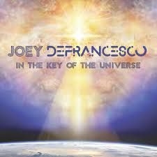 Defrancesco Joey - In The Key Of The Universe i gruppen VI TIPSAR / Veckans Släpp / Vecka 9 / CD Vecka 9 / JAZZ / BLUES hos Bengans Skivbutik AB (3521952)