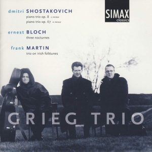 Grieg Trio - Shostakovich/Martin:Piano Trio i gruppen Externt_Lager / Naxoslager hos Bengans Skivbutik AB (3746155)