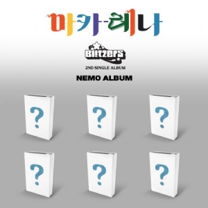 BLITZERS - 2nd Single Album (Macarena) NEMO Random ver. i gruppen CD / K-Pop hos Bengans Skivbutik AB (4354488)