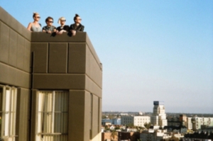 Pins - Wild Nights (Inkl.Cd) i gruppen VI TIPSAR / Klassiska lablar / PIAS Recordings hos Bengans Skivbutik AB (1288795)