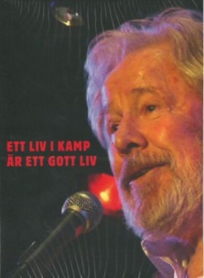 Ett liv i kamp är ett gott liv -   i gruppen ÖVRIGT / Musik-DVD & Bluray hos Bengans Skivbutik AB (1301081)