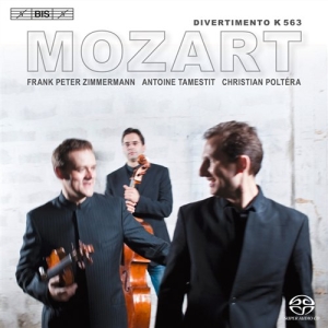 Mozart - Divertimento i gruppen MUSIK / SACD / Klassiskt hos Bengans Skivbutik AB (2035301)