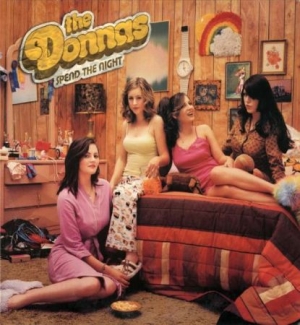 Donnas - Spend The Night: Expanded Edition i gruppen CD / Pop-Rock hos Bengans Skivbutik AB (2070826)