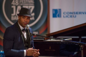 Jon Secada - To Beny More With Love (Feat. i gruppen CD / Pop-Rock hos Bengans Skivbutik AB (2386148)