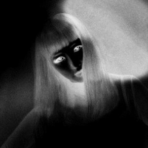 Present The - Break The Dawn i gruppen VINYL / Pop-Rock hos Bengans Skivbutik AB (2404644)