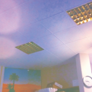 GLASS VAULTS - THE NEW HAPPY i gruppen CD / Pop-Rock hos Bengans Skivbutik AB (2417921)