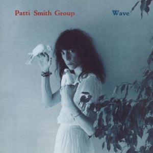 Patti Smith Group - Wave in the group OUR PICKS / Bengans Staff Picks / Wicked Witches of the West  at Bengans Skivbutik AB (2466497)