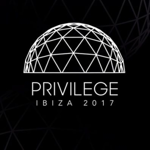 Blandade Artister - PrivilegeIbiza 2017 i gruppen CD / Dans/Techno hos Bengans Skivbutik AB (2538995)