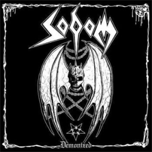 Sodom - Demonized (2 Tapes + Patch Box) i gruppen Hårdrock/ Heavy metal hos Bengans Skivbutik AB (2561975)