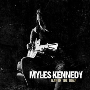 Kennedy Myles - Year Of The Tiger - Digipack i gruppen VI TIPSAR / Blowout / Blowout-CD hos Bengans Skivbutik AB (3029812)