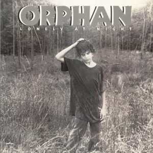 Orphan - Lonely At Night i gruppen VI TIPSAR / Veckans Släpp / Vecka 11 / CD Vecka 11 / POP / ROCK hos Bengans Skivbutik AB (3323812)