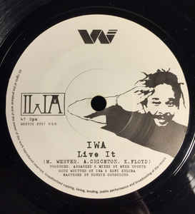IWA - Live It i gruppen VI TIPSAR / Lagerrea / Vinyl HipHop/Soul hos Bengans Skivbutik AB (3569374)