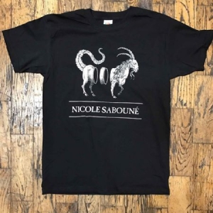 Nicole Sabouné -  T-Shirt Goat (SMALL) i gruppen ÖVRIGT / BW-T-shirts hos Bengans Skivbutik AB (3596865)