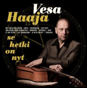 Vesa Haaja - Se Hetki On Nyt i gruppen CD / Finsk Musik,Pop-Rock hos Bengans Skivbutik AB (3708688)