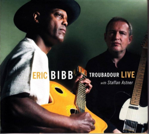 Eric Bibb - Troubador Live i gruppen Minishops / Eric Bibb hos Bengans Skivbutik AB (3723088)
