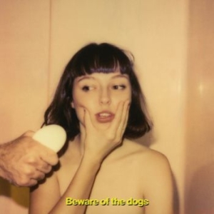 Stella Donnelly - Beware Of The Dogs i gruppen VI TIPSAR / Årsbästalistor 2019 / Årsbästa 2019 NME hos Bengans Skivbutik AB (3727285)