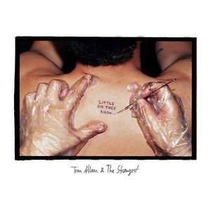 Tom Allan & The Strangest - Little Did They Know i gruppen CD / Pop-Rock hos Bengans Skivbutik AB (3769538)