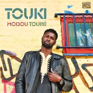 Toure Modou - Touki i gruppen CD / Worldmusic/ Folkmusik hos Bengans Skivbutik AB (3839406)