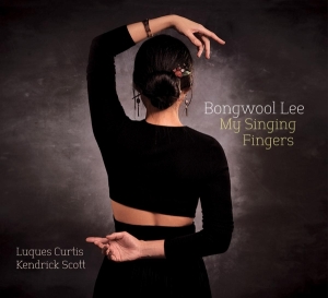 Bongwool Lee - My Singing Fingers i gruppen CD / Jazz hos Bengans Skivbutik AB (3923552)
