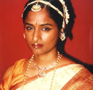 Priya Ragu - Damnshestamil (Ltd.Vinyl) i gruppen ÖVRIGT / Övrigt / aub hos Bengans Skivbutik AB (4051724)