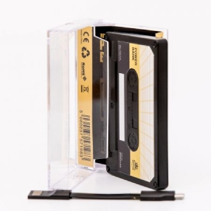 Cassette Power Bank - Cassette Power Bank i gruppen ÖVRIGT / Merch Nyheter hos Bengans Skivbutik AB (4074174)