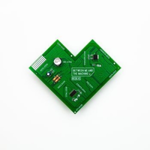 Resolve - Between Me And The Machine i gruppen CD / Hårdrock/ Heavy metal hos Bengans Skivbutik AB (4098920)