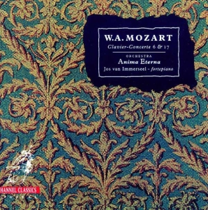 Mozart W A - Piano Concertos 6 & 17 i gruppen Externt_Lager / Naxoslager hos Bengans Skivbutik AB (4125015)