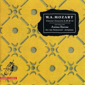 Mozart W A - Piano Concertos 8, 28 & 12 i gruppen Externt_Lager / Naxoslager hos Bengans Skivbutik AB (4125030)