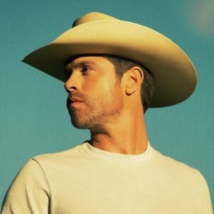 Dustin Lynch - Blue In The Sky i gruppen CD / Country,Pop-Rock hos Bengans Skivbutik AB (4125757)