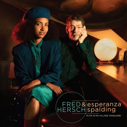 Hersch Fred / Spalding Esperanza - Alive At The Village Vanguard i gruppen CD / Jazz/Blues hos Bengans Skivbutik AB (4218108)