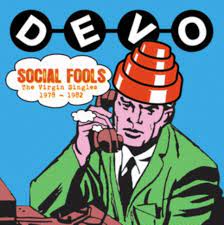 Devo - Social Fools i gruppen ÖVRIGT / KalasCDx hos Bengans Skivbutik AB (4271812)