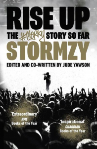 Stormzy - Rise Up. The #Merky Story So Far i gruppen VI TIPSAR / Musikböcker hos Bengans Skivbutik AB (4292960)
