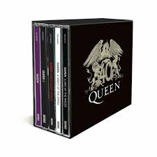 Queen - Queen 40 i gruppen CD / Pop-Rock hos Bengans Skivbutik AB (4306278)