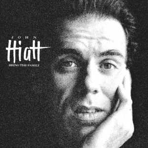 Hiatt John - Bring The Family i gruppen CD / Pop-Rock hos Bengans Skivbutik AB (4310122)