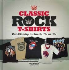 Classic Rock T-Shirts Hardcover Book i gruppen ÖVRIGT / Övriga böcker hos Bengans Skivbutik AB (4333486)