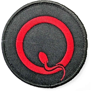 Queens Of The Stone Age - Q Logo Woven Patch i gruppen MERCHANDISE / Tygmärke / Pop-Rock hos Bengans Skivbutik AB (4379908)
