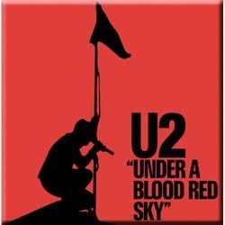 U2 - Fridge Magnet: Under a Blood Red Sky i gruppen MERCHANDISE / Magnet / Pop-Rock hos Bengans Skivbutik AB (4400492)
