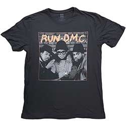 Run DMC - Unisex T-Shirt: B&W Photo (Small) i gruppen CDON - Exporterade Artiklar_Manuellt / T-shirts_CDON_Exporterade hos Bengans Skivbutik AB (4401015)