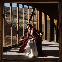 Vera Sola - Peacemaker (Red Vinyl W. 24-Page Bo i gruppen VI TIPSAR / Fredagsreleaser / Fredag den 2:e Februari 2024 hos Bengans Skivbutik AB (5508192)