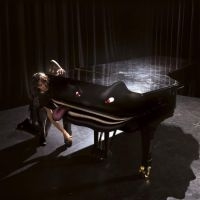 Connelly Clarissa - World Of Work i gruppen ÖVRIGT / Kommande produkter - 10 procent hos Bengans Skivbutik AB (5519298)