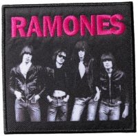 Ramones - Patch Band Photo (10 X 10 Cm) i gruppen MERCHANDISE / Tygmärke / Hårdrock hos Bengans Skivbutik AB (5523489)