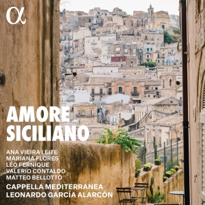 Cappella Mediterranea Leonardo Gar - Amore Siciliano i gruppen VI TIPSAR / Fredagsreleaser / Fredag den 10:e Maj 2024 hos Bengans Skivbutik AB (5523567)