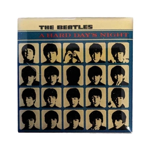 The Beatles - Hard Days Night Album Pin Badge i gruppen MERCHANDISE / Pin-Button Badge / Pop-Rock hos Bengans Skivbutik AB (5537411)