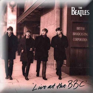 The Beatles - Live At The Bbc Album Pin Badge i gruppen MERCHANDISE / Merch / Pop-Rock hos Bengans Skivbutik AB (5537416)