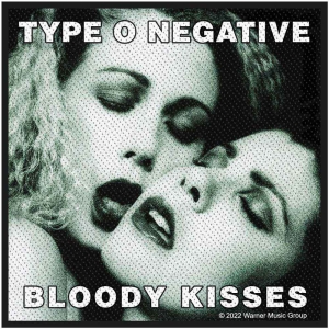 Type O Negative - Bloody Kisses Standard Patch i gruppen MERCHANDISE / Tygmärke / Hårdrock hos Bengans Skivbutik AB (5538598)