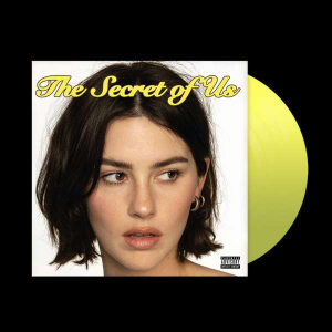 Gracie Abrams - The Secret Of Us (Yellow Opaque Vin i gruppen VINYL / Kommande / Pop-Rock hos Bengans Skivbutik AB (5539926)
